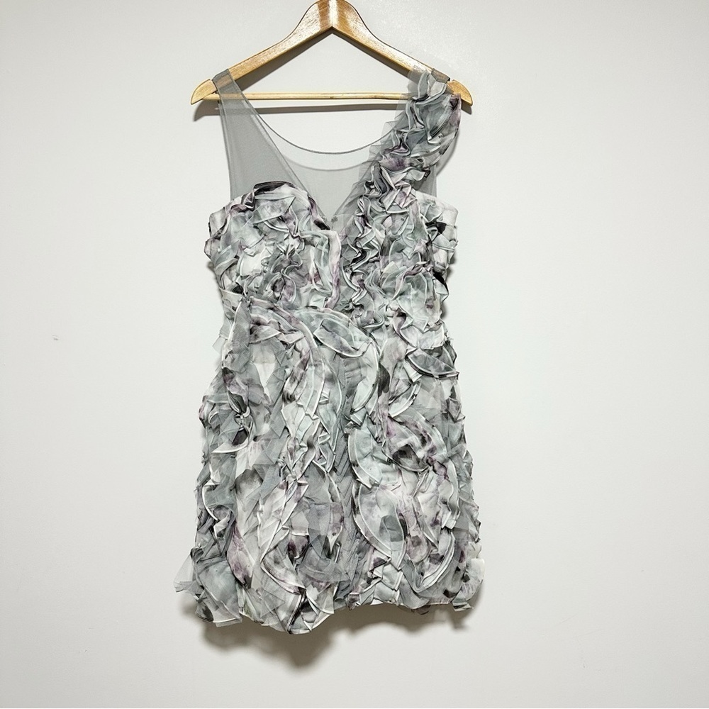 BCBGMAXAZRIA Eva Silk Ruffled Petal Dress Size 8 - Picture 3 of 15